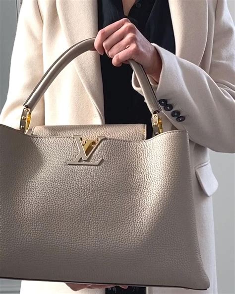 louis vuitton capucines mm galet